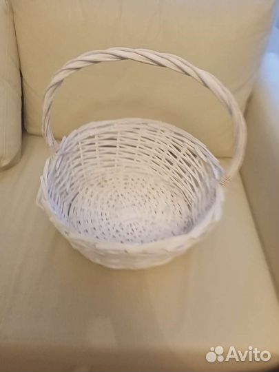 Корзина плетеная