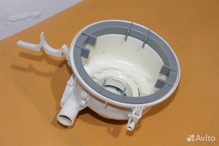 Чаша (поддон) насоса Whirlpool C00331698 бу. 5354