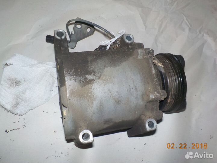 Компрессор кондиционера 1,6 Mitsubishi Lancer 9 4g