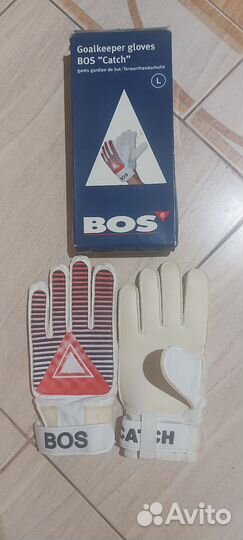 Вратарские перчатки