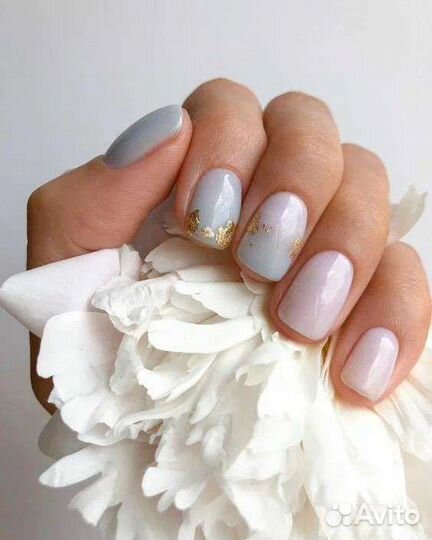 Маникюр с покрытием 1400 Педикюр с покрытием 1800