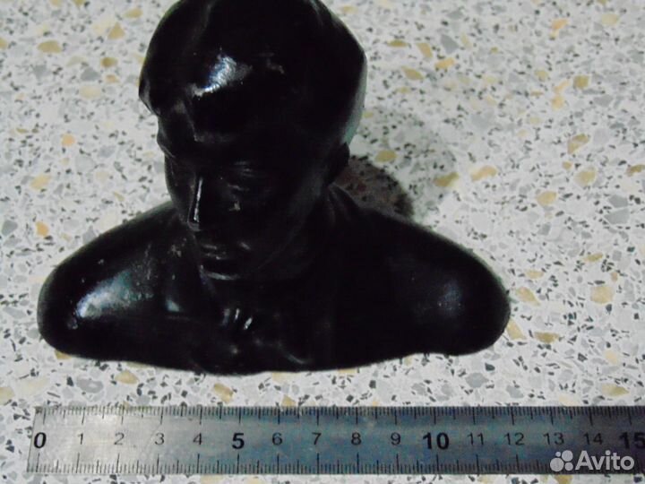 Сергей есенин бюст времен СССР