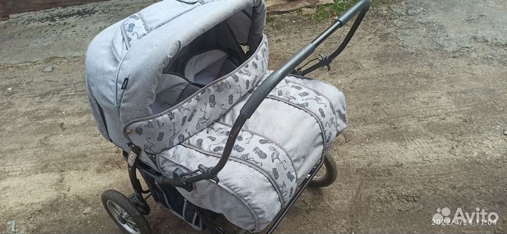 Коляска для двойни