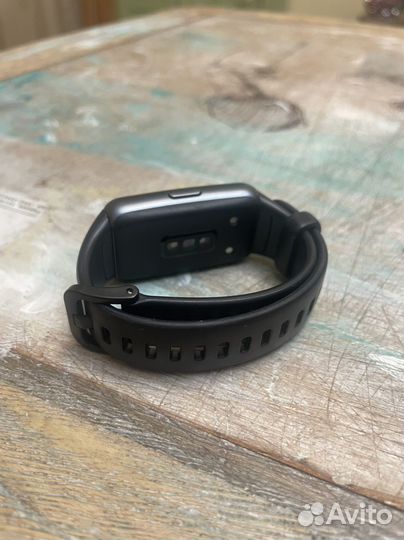 Фитнес-браслет Huawei Band 6