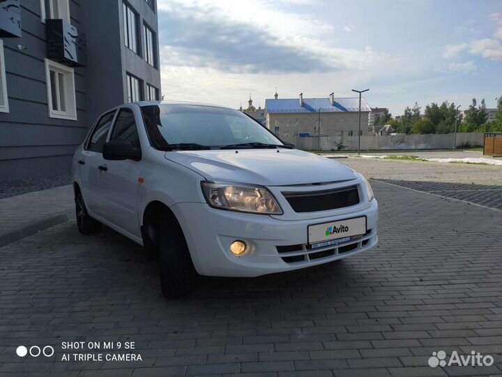 LADA Granta 1.6 МТ, 2012, 122 115 км