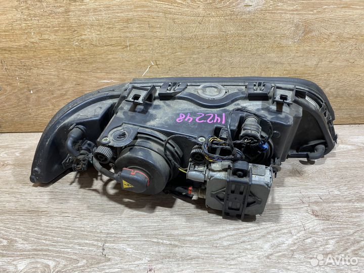 Фара передняя левая BMW E39 дорестайлинг 142548