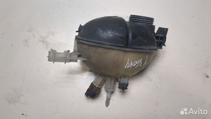 Бачок расширительный Mercedes C W204, 2009