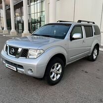 Nissan Pathfinder 2.5 AT, 2007, 220 000 км, с пробегом, цена 1 100 000 руб.