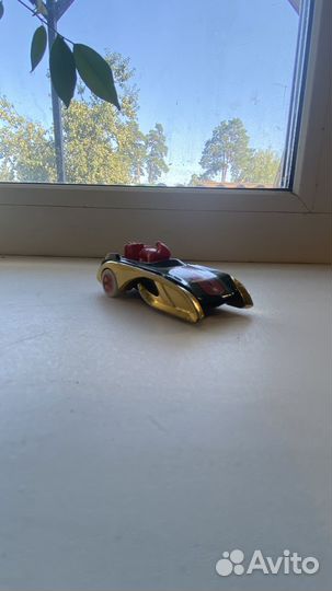 Hot wheels машинки