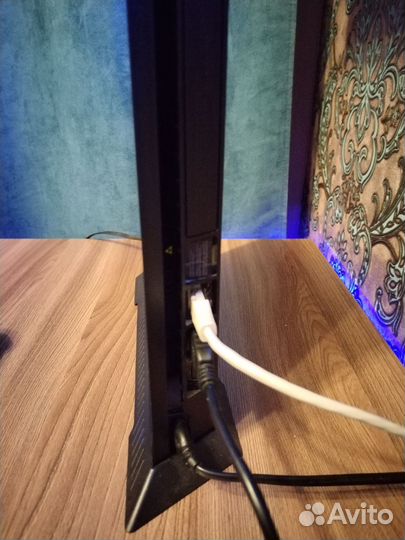 Sony playstation 4 PS4 slim 1tb