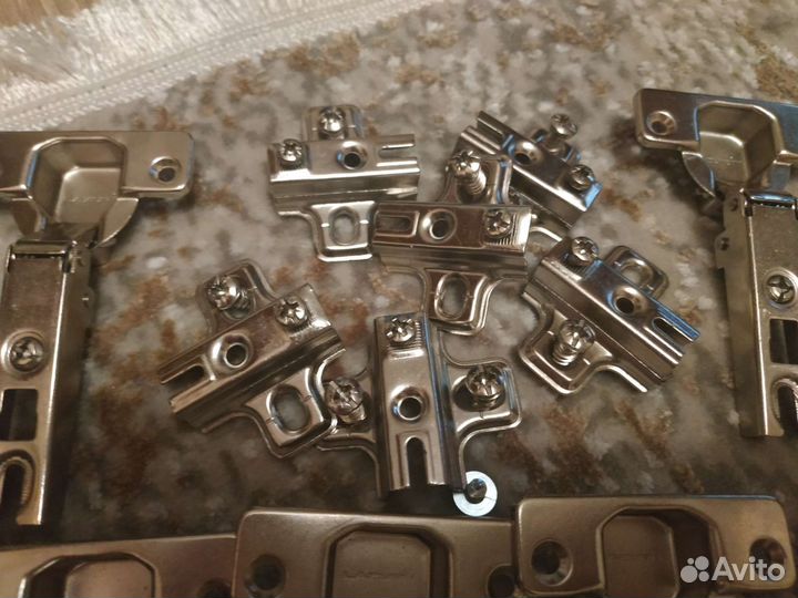 Мебельная фурнитура