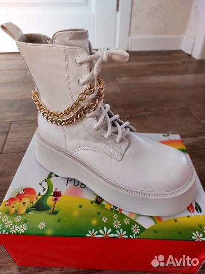 Ботинки для девочки