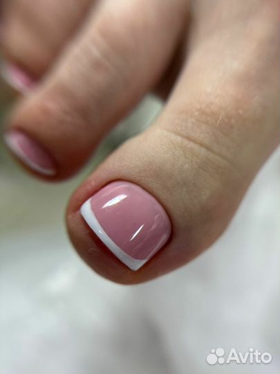 Педикюр,маникюр