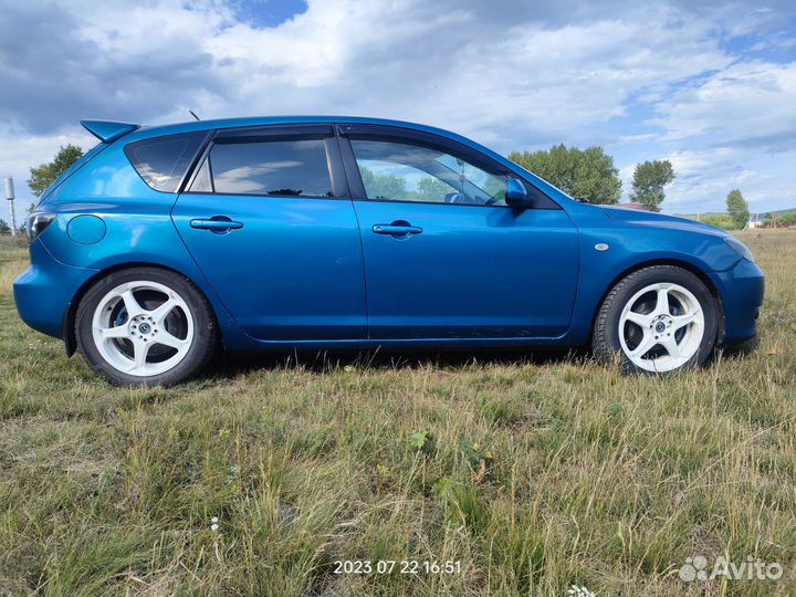 Mazda 3 1.6 МТ, 2004, 326 134 км