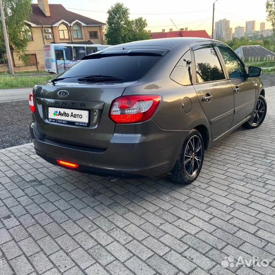 LADA Granta 1.6 МТ, 2017, 220 000 км