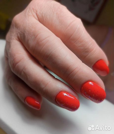 Маникюр/педикюр