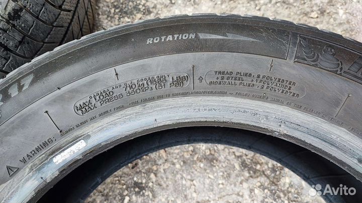 Michelin X-Ice XI3 215/60 R17 96T