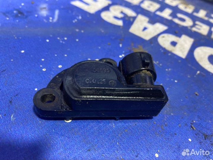 Датчик положения дроссельной заслонки Chevrolet
