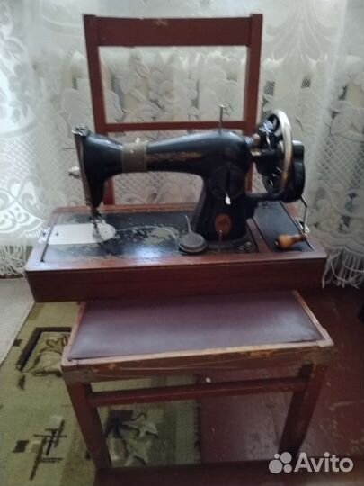 Швейная машина Подольск