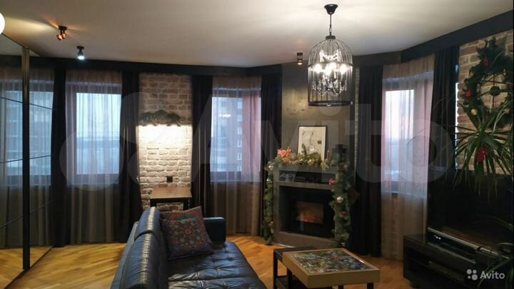 2-к. квартира, 70,4 м², 13/16 эт.