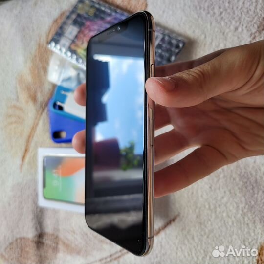 iPhone X, 256 ГБ