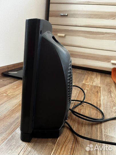 Керамический обогреватель Redmond на запчасти