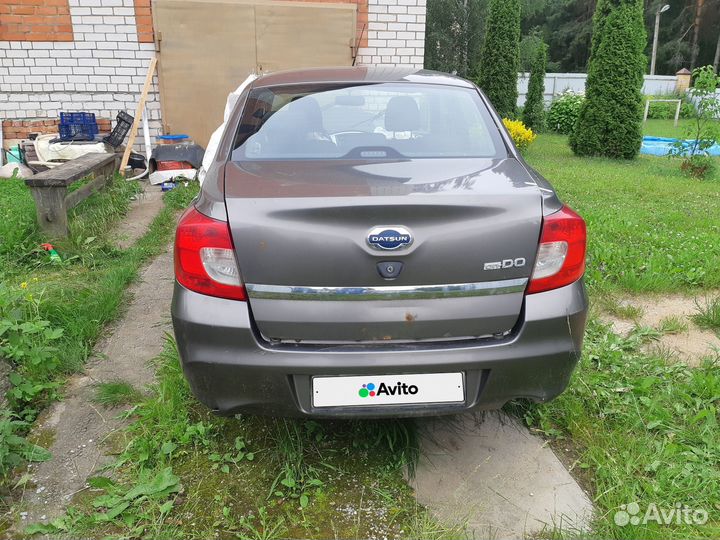 Datsun on-DO 1.6 МТ, 2015, битый, 68 000 км