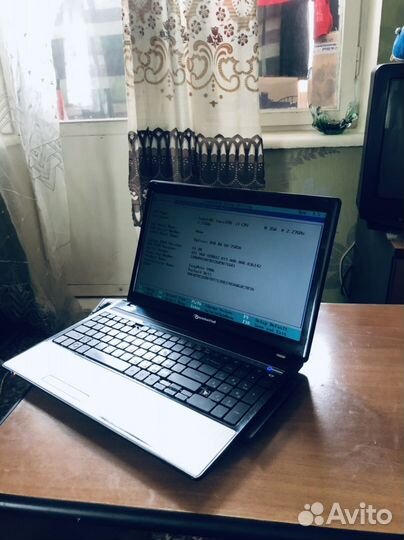 Packard Bell core i3/radeon 5650 1gb/15,6