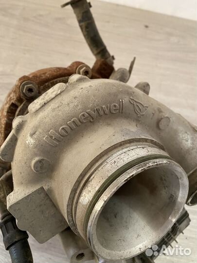 Турбина BMW G11/G12/G30 B57