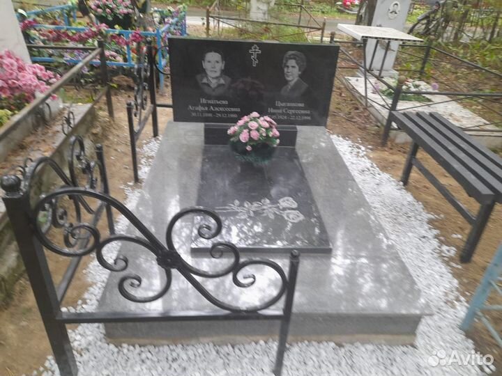 Памятники из гранита