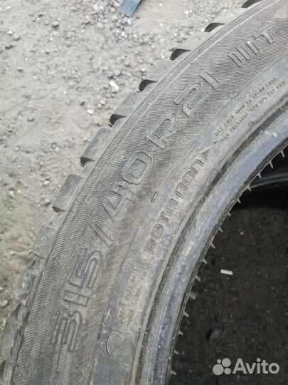 Nokian Tyres Hakkapeliitta 8 315/40 R21 и 275/45 R21