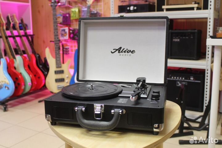Проигрыватель пластинок Alive Audio
