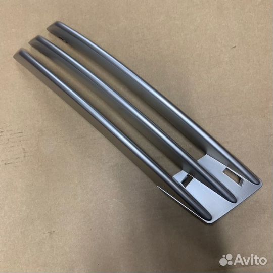 Вставка бампера Land Rover