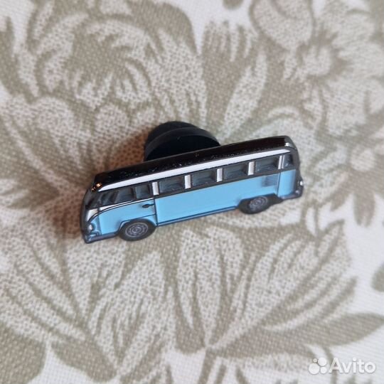 Volkswagen Bus T1 значок пин лимитированный 1/150