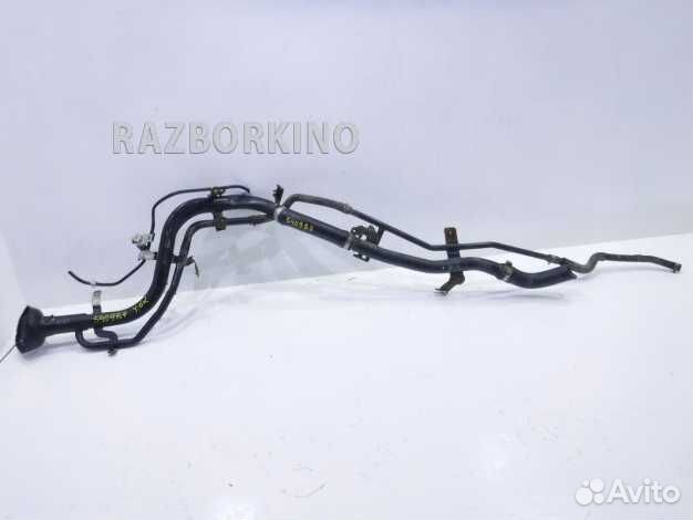 Топливно-заливная горловина