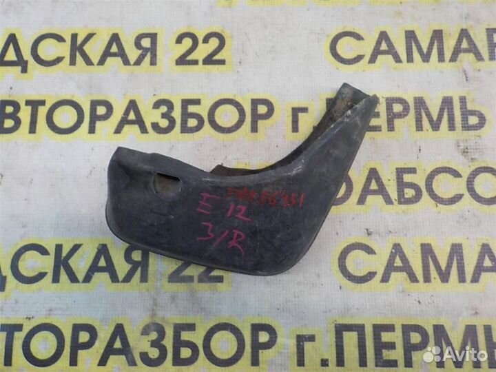 Брызговик задний правый Toyota Corolla (E120) 200