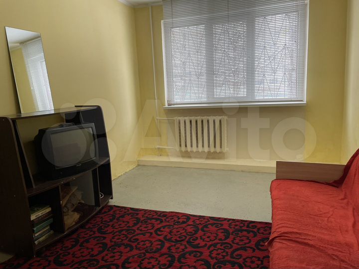 2-к. квартира, 58 м², 1/5 эт.