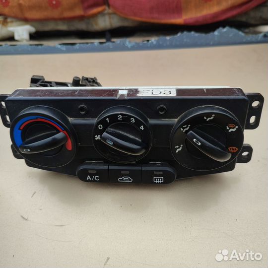 Блок управления печкой KIA Rio 2005 рест