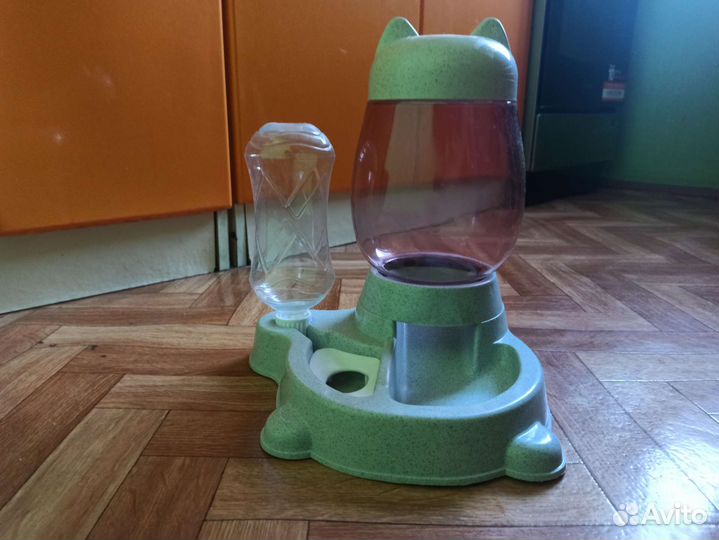 Автокормушка + лоток для кошек
