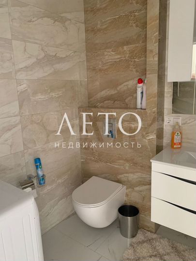 1-к. квартира, 52 м², 3/18 эт.