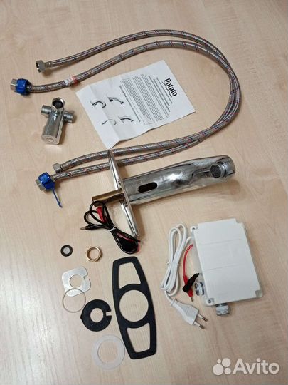 Сенсорный смеситель для раковины