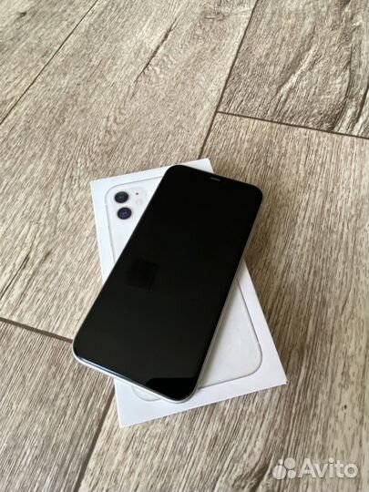 iPhone 11 128 gb акб 82