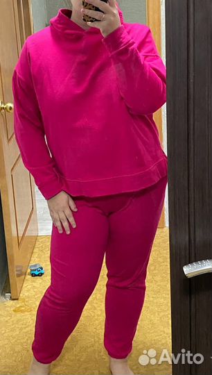 Продам костюм из футера