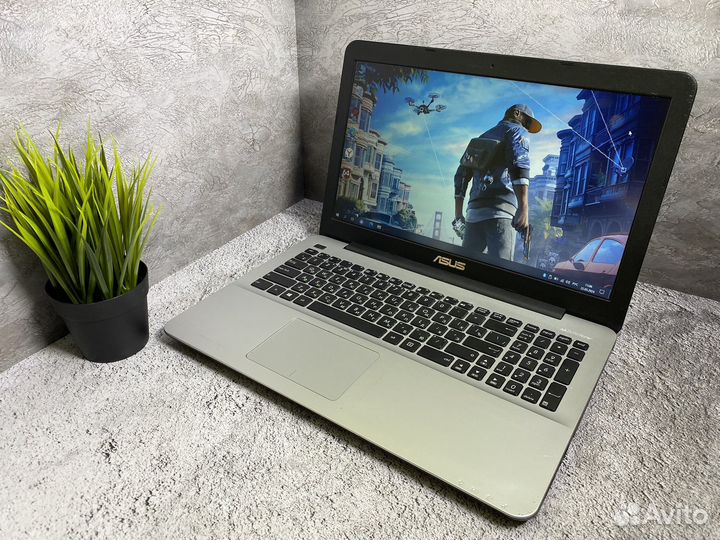 Игровой ноутбук Asus 2 видеокарты/SSD/8 gb