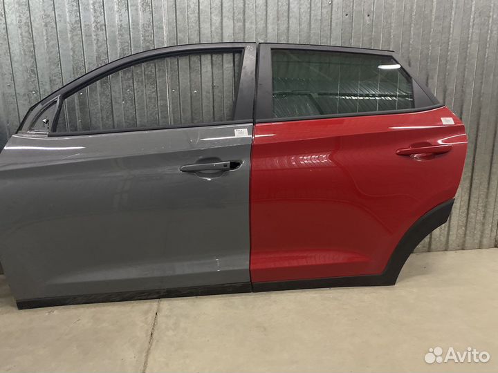 Дверь левая Hyundai Tucson 3