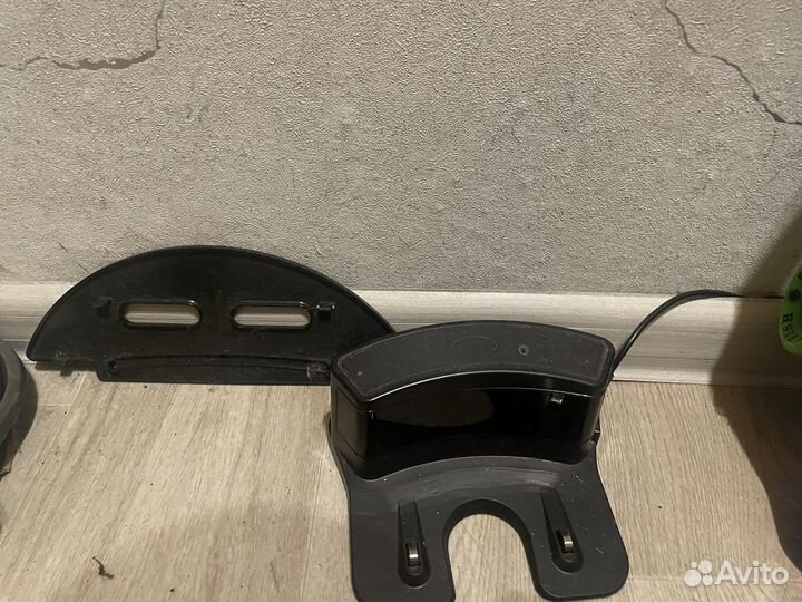 Робот пылесос Elari SmartBot lite черный SBT-002A