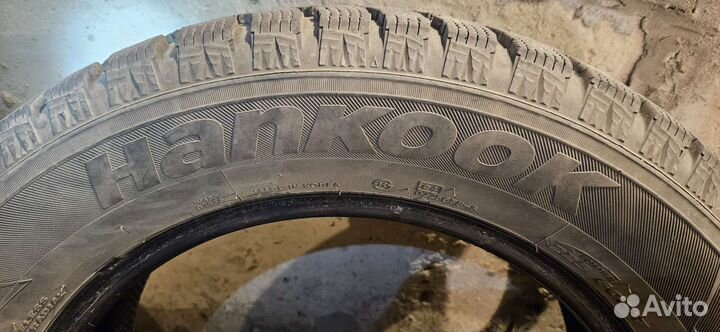 Hankook Winter I'Pike 225/60 R17 99T