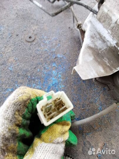 Замок двери передний левый kia clarus 2