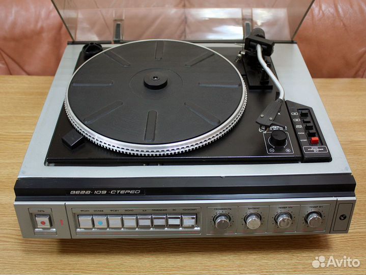 Вега-109-стерео. Лопнул пассик. 1988. СССР