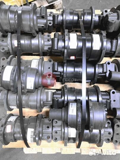 Каток поддерживающий Komatsu PC400LC-7